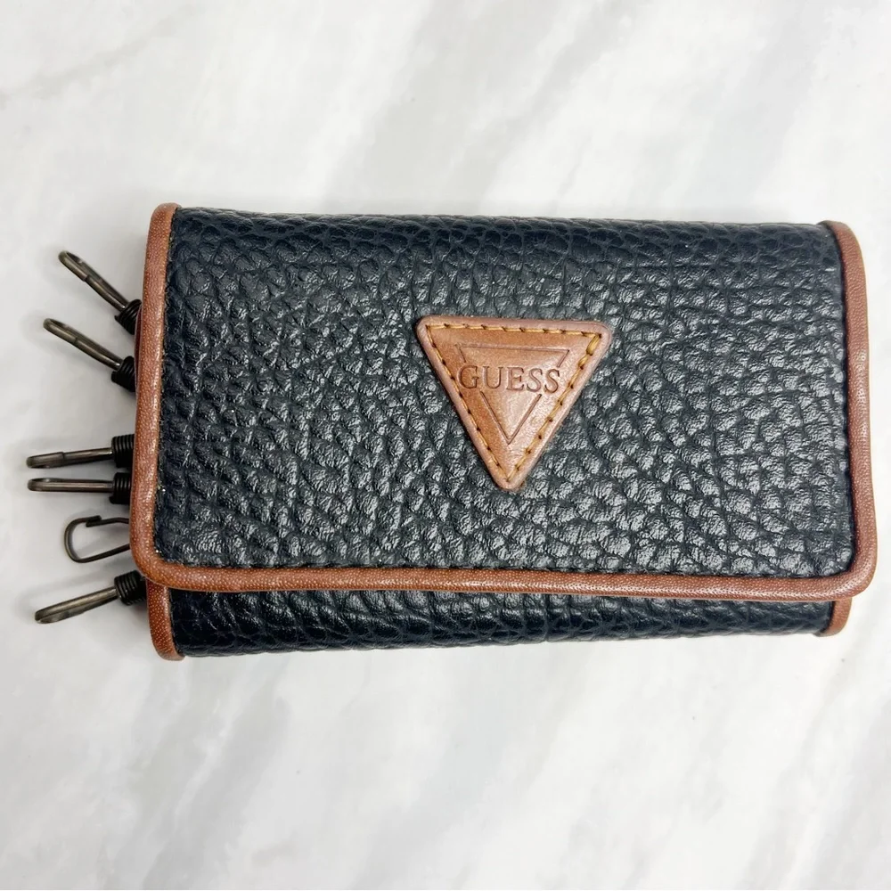 Guess Vintage Key Holder